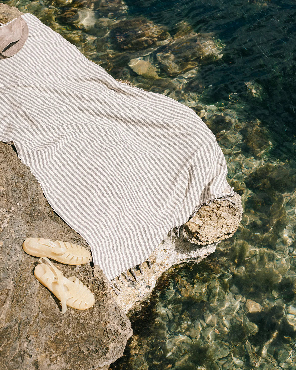 Deep Gray Linen Towel