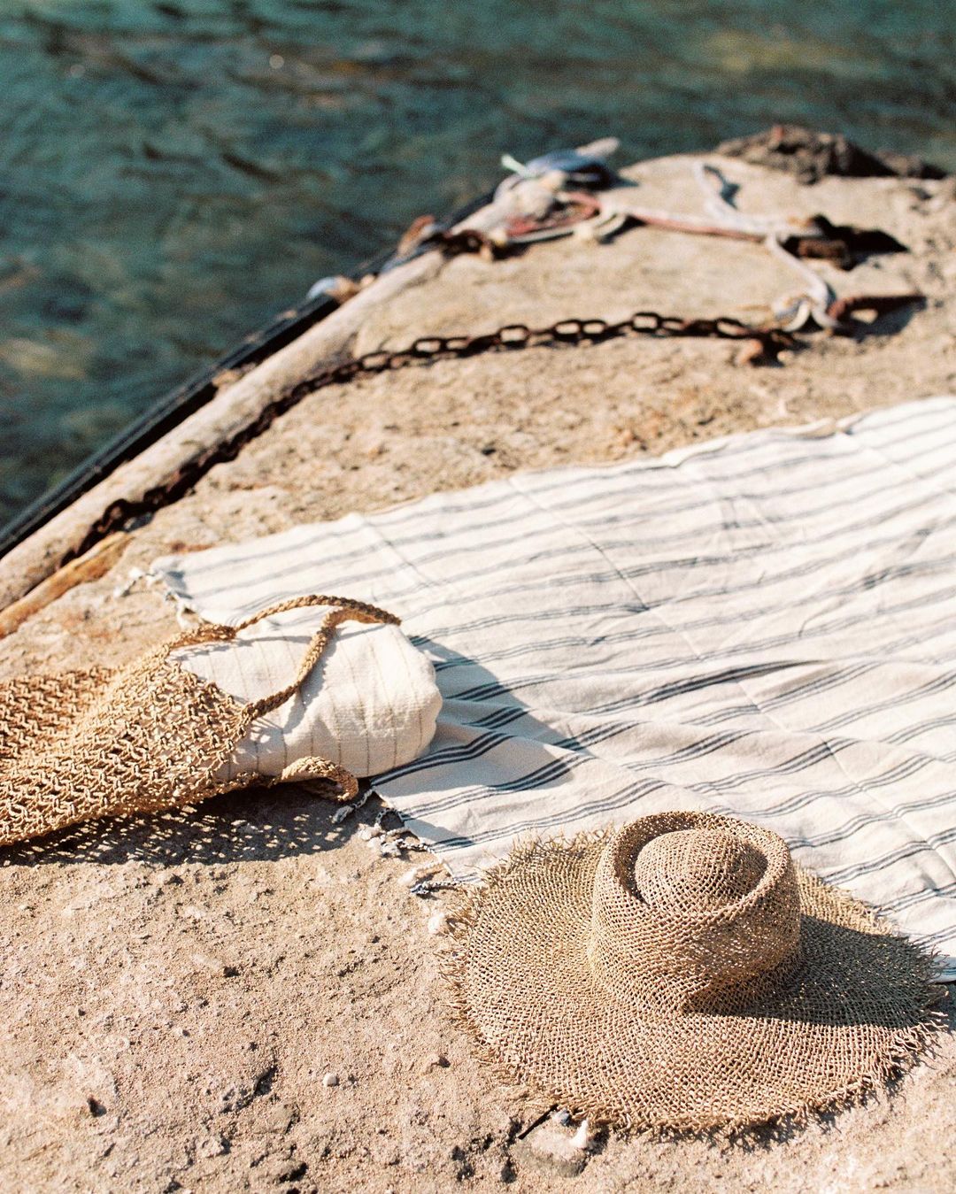 Bahia Coral Linen Towel